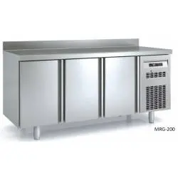 Bajo Mostrador 3 Puertas MRG-200 (Refrigeración) Coreco