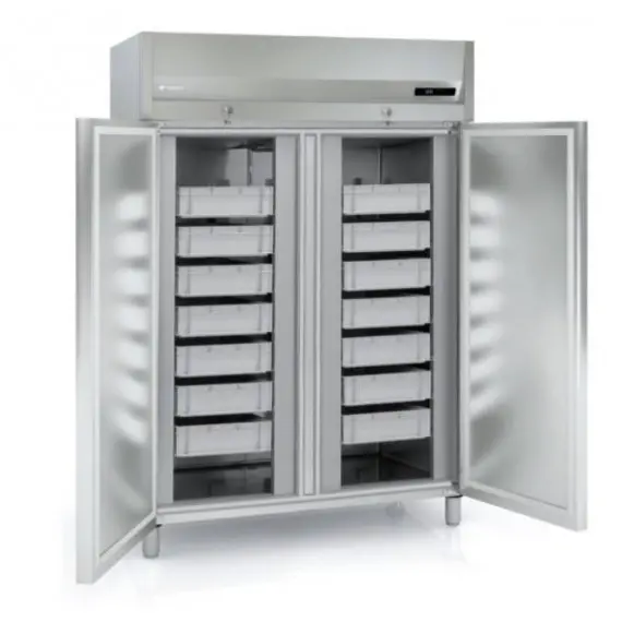 Armario Refrigeración para Pescado de 2 Puertas (Bandejas 60x40) AP-1002. Coreco
