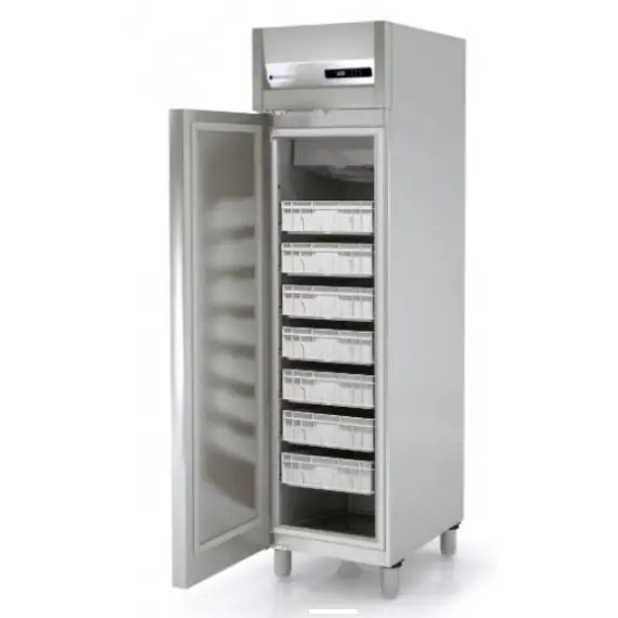 Armario Refrigeración para Pescado de 1 Puerta (Bandejas 60x40) AP-55. Coreco
