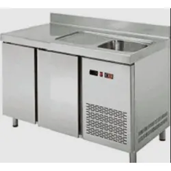 Mesa Refrigerada Fondo 600 de 2 Puertas con Fregadero MRCH-150F