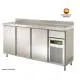Mesa Refrigerada 3 puertas 200 cm