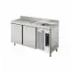 Mesa refrigerada 2 puertas con fregadero 150 cm