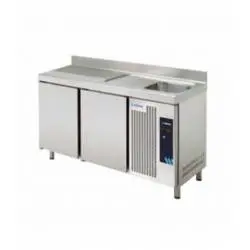 Mesa refrigerada 2 puertas con fregadero 150 cm