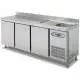 Mesa refrigerada 3 puertas con fregadero 200 cm