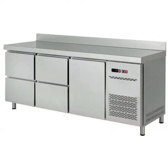 Mesa refrigerada 4 Cajones y 1 Puerta 200 cm